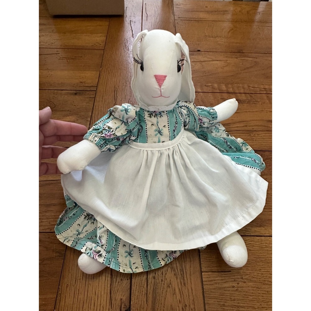 vtg handmade rabbit with flowered dress‎